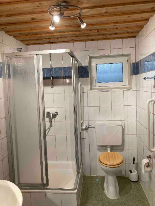 Niederstetten Ferienwohnung מראה חיצוני תמונה