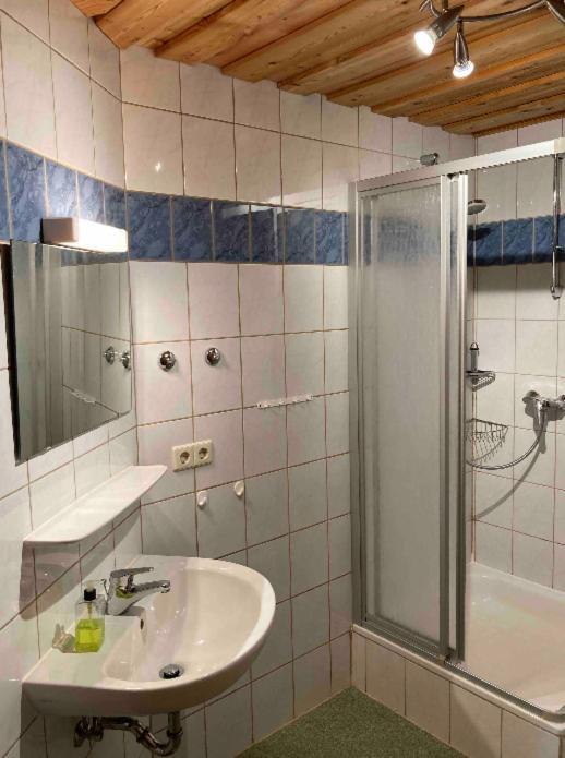 Niederstetten Ferienwohnung מראה חיצוני תמונה